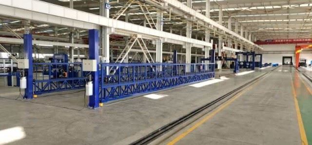 Lift Welding Platform: Solving Semi - Trailer Welding Challenges Lift Welding Platform: Solving Semi - Trailer Welding Challenges